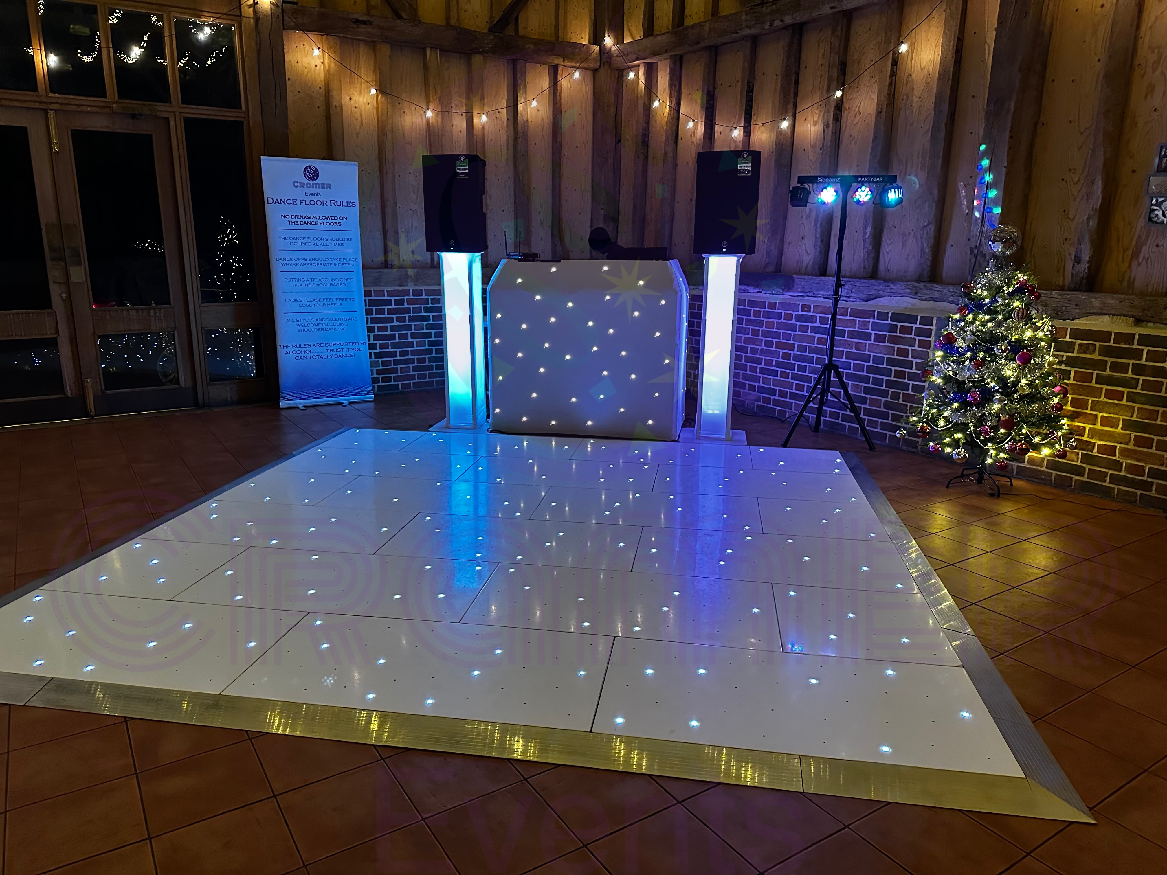 Dancefloor hire workflow in Planellio